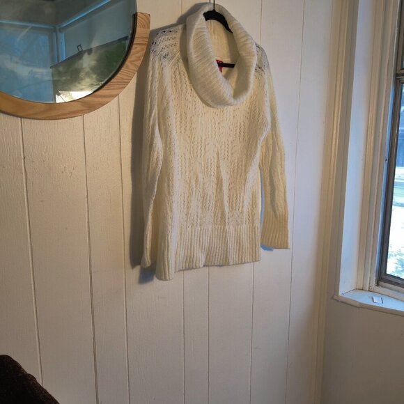 Elle Designed Cowl Neck Sweater in a Crochete fine knit . Long and Beautiful. XL - Picture 7 of 8